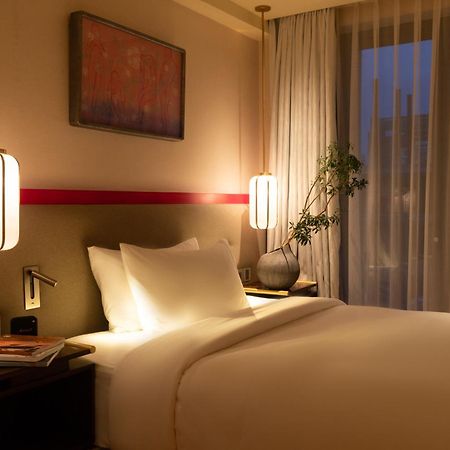 Suzu Saigon - A Boutique Hotel Хошимин Екстериор снимка