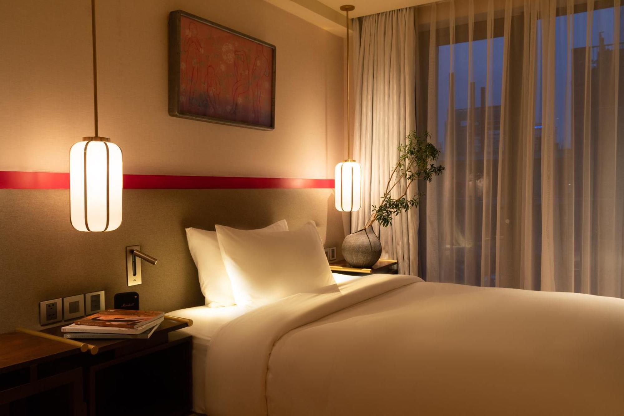 Suzu Saigon - A Boutique Hotel Хошимин Екстериор снимка