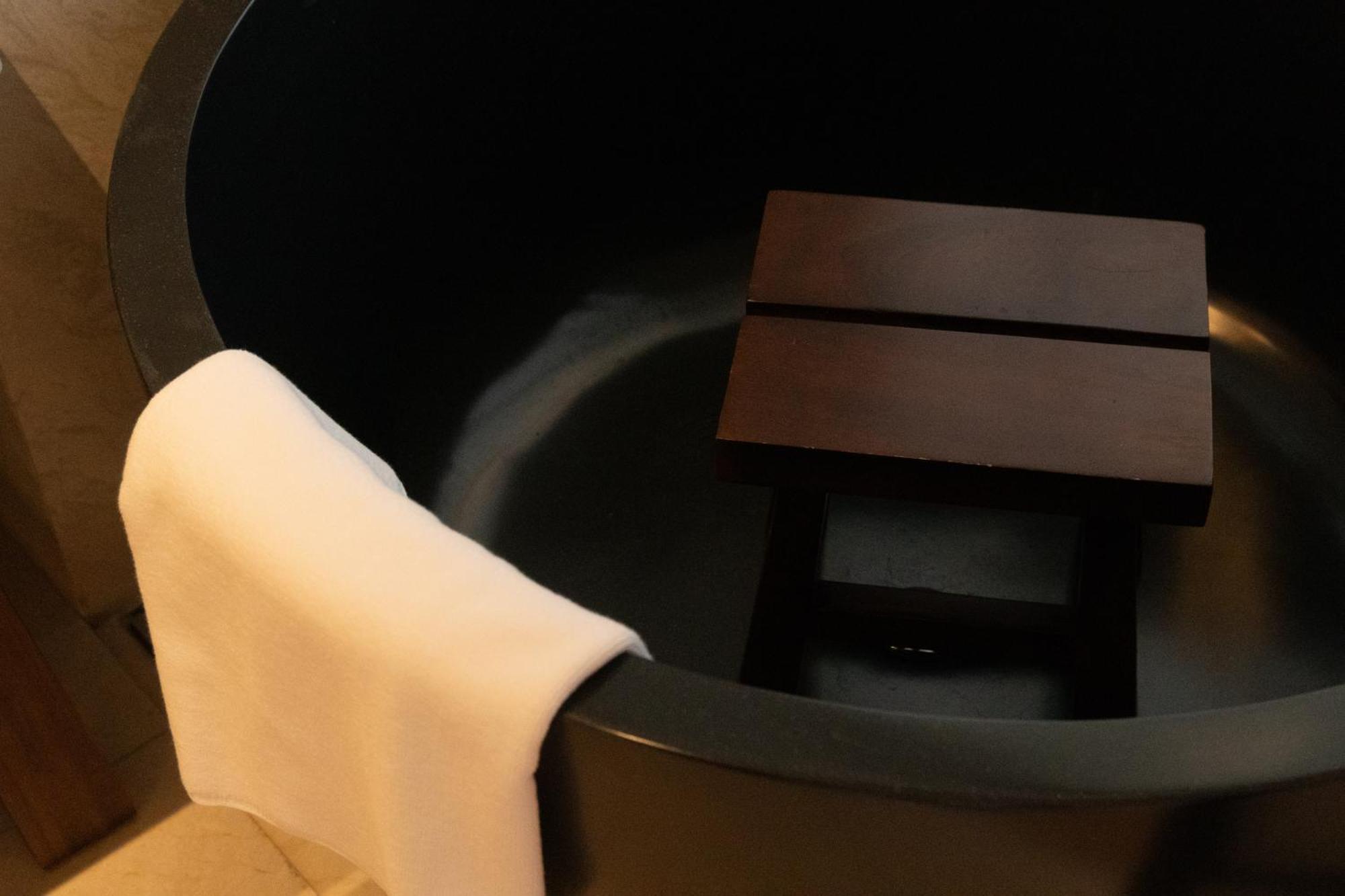 Suzu Saigon - A Boutique Hotel Хошимин Екстериор снимка