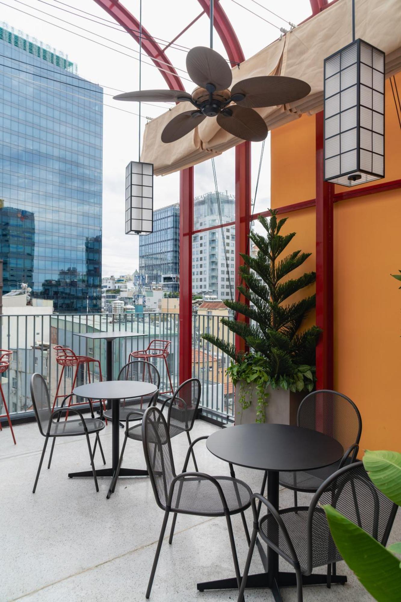 Suzu Saigon - A Boutique Hotel Хошимин Екстериор снимка